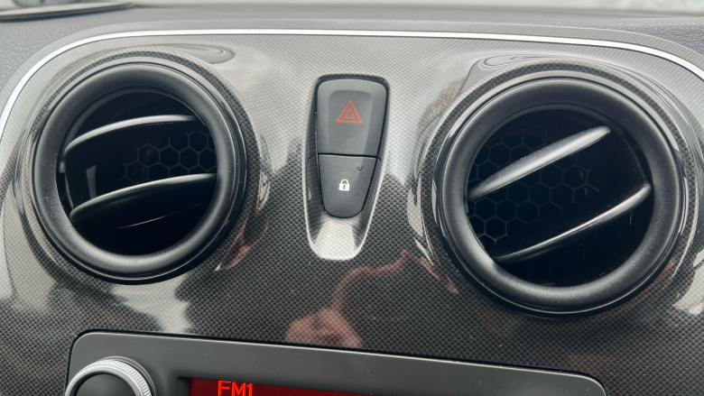 Dacia Sandero 1.0 SCe Essential 5dr Petrol Hatchback